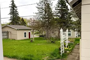 537 W Main St, Fennville, MI 49408 - Photo 40