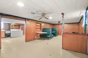 8278 Mills St, Taylor, MI 48180 - Photo 32