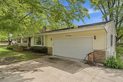 1551 Pontiac Road, Benton Harbor, MI 49022 - Photo 2