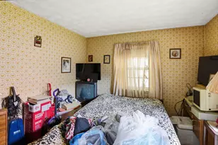 1551 Pontiac Rd, Benton Harbor, MI 49022 - Photo 14