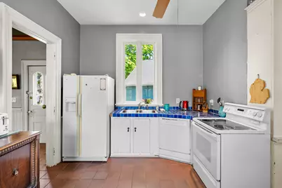 215 N Cedar Street, Allegan, MI 49010 - Photo 16