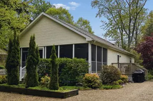 16127 Meadow Dr, Union Pier, MI 49129 - Photo 8