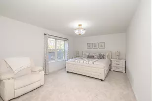 1360 Fairlane Dr, Ann Arbor, MI 48104 - Photo 50