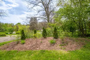 1360 Fairlane Dr, Ann Arbor, MI 48104 - Photo 90