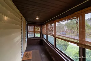 911 Hancock St SE, Grand Rapids, MI 49507 - Photo 4