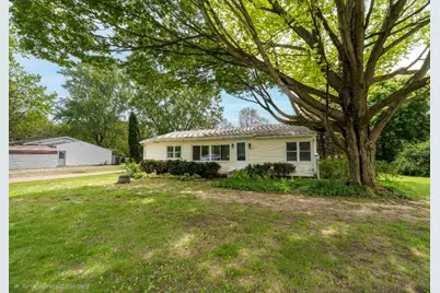 4603 W Ab Avenue, Plainwell, MI 49080 - Photo 2