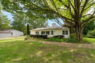 4603 W A B Ave, Plainwell, MI 49080 - Photo 2