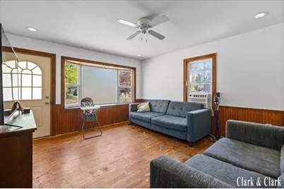 146 S Carleton Drive, Battle Creek, MI 49017 - Photo 6