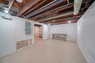 428 Bates St, Jackson, MI 49202 - Photo 26