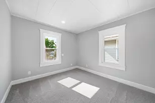 428 Bates St, Jackson, MI 49202 - Photo 20