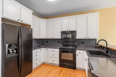 48551 Oak Bridge Drive, Canton, MI 48188 - Photo 6