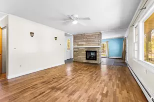 247 Holly Rd, Battle Creek, MI 49037 - Photo 10