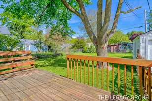 193 E 26th St, Holland, MI 49423 - Photo 16