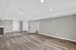 6627 Elizabeth St, Garden City, MI 48135 - Photo 22