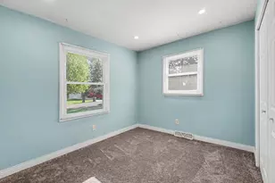 5699 Lamplighter Ln, Kalamazoo, MI 49009 - Photo 6