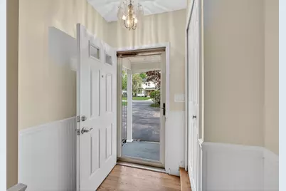 33541 Stocker Street, Farmington, MI 48335 - Photo 6