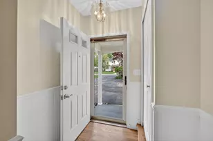 33541 Stocker St, Farmington, MI 48335 - Photo 6