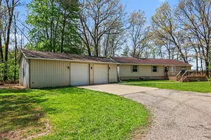 52800 Boone Rd, Three Rivers, MI 49093 - Photo 2