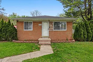 19152 Weyher St, Livonia, MI 48152 - Photo 2