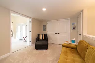 8811 Waruf Ave, Portage, MI 49002 - Photo 30