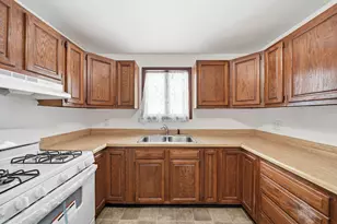 2718 Page Ave, Jackson, MI 49203 - Photo 6