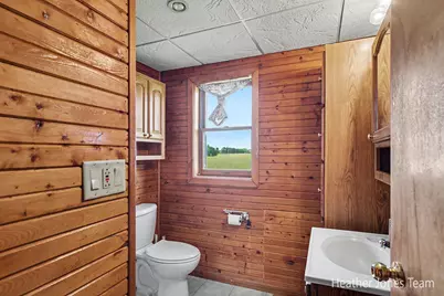 8038 N Greenville Road, Lakeview, MI 48850 - Photo 8