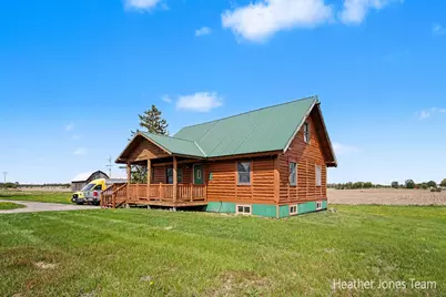 8038 N Greenville Road, Lakeview, MI 48850 - Photo 2