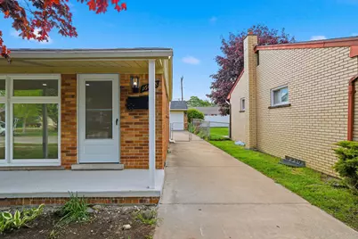 16608 Windermere Circle, Southgate, MI 48195 - Photo 4