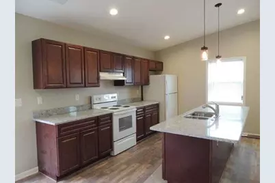 570 Wabash Street #2, Milan, MI 48160 - Photo 2