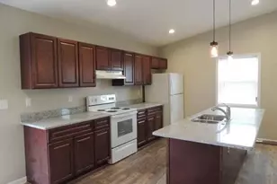 570 Wabash St, Milan, MI 48160 - Photo 2