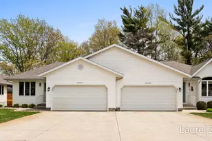 17020 Grandview Dr, Spring Lake, MI 49456 - Photo 1