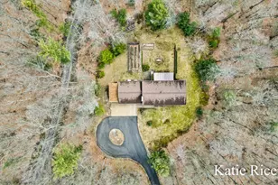 938 N Scenic Dr, Muskegon, MI 49445 - Photo 14