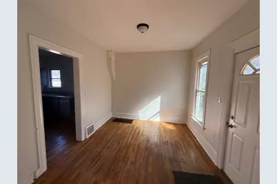 141 Bates Street, Jackson, MI 49202 - Photo 8