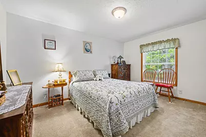 584 Orchard Road, Marshall, MI 49068 - Photo 8