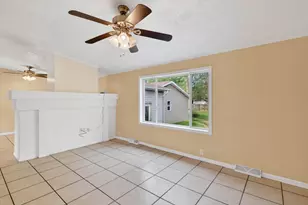 1809 Sunnyside Dr, Kalamazoo, MI 49048 - Photo 10