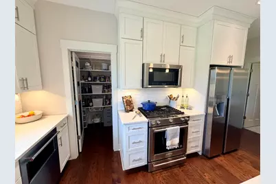4001 Fox Woods Road, Saint Joseph, MI 49085 - Photo 8