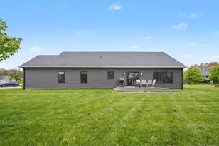 4001 Fox Woods Rd, Saint Joseph, MI 49085 - Photo 38