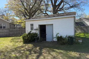 1318 Morgan Ave, Muskegon, MI 49442 - Photo 6