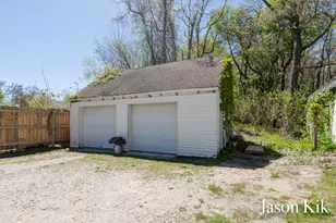 369 N 3rd Ave, Fruitport, MI 49415 - Photo 22