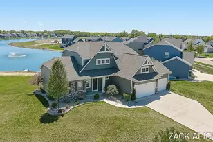 7738 Hawkin St, Allendale, MI 49401 - Photo 2