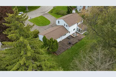 1734 Greenbriar Drive, Portage, MI 49024 - Photo 4