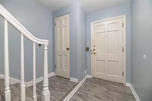 1734 Greenbriar Dr, Portage, MI 49024 - Photo 8