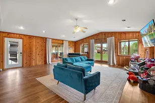 6079 Venice Dr, Commerce Township, MI 48382 - Photo 20