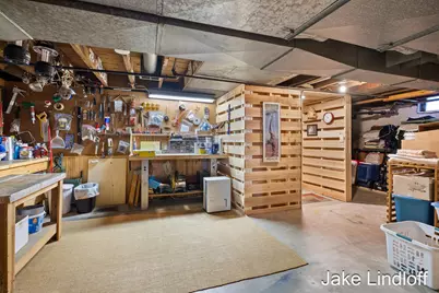 55 Baynton Avenue NE, Grand Rapids, MI 49503 - Photo 40