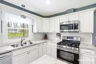 3907 Tioga Dr SW, Wyoming, MI 49519 - Photo 18