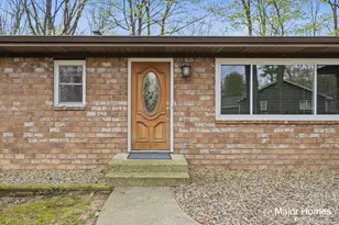 3907 Tioga Dr SW, Wyoming, MI 49519 - Photo 6
