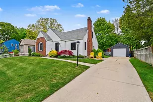 1122 Keneberry Way SE, East Grand Rapids, MI 49506 - Photo 2