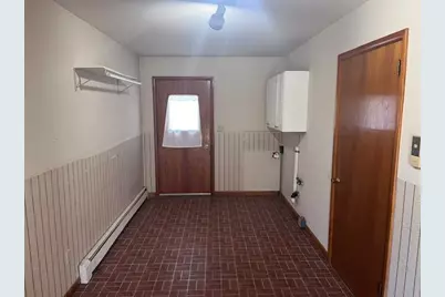 1056 E Parkdale Avenue, Manistee, MI 49660 - Photo 32