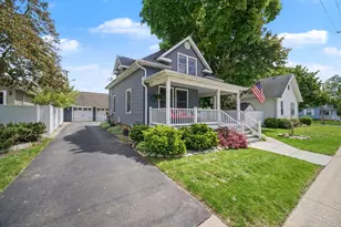310 Dexter St, Milan, MI 48160 - Photo 4