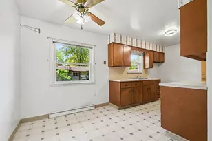 260 Brownway, Benton Harbor, MI 49022 - Photo 8